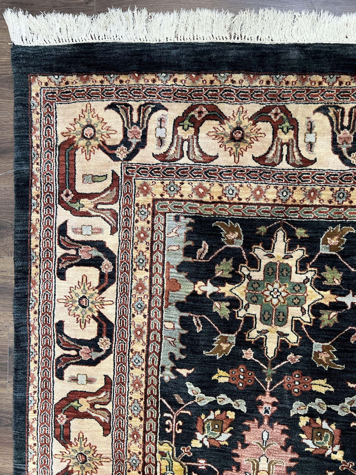 Hand Knotted Wool Rug Floral Design Vintage