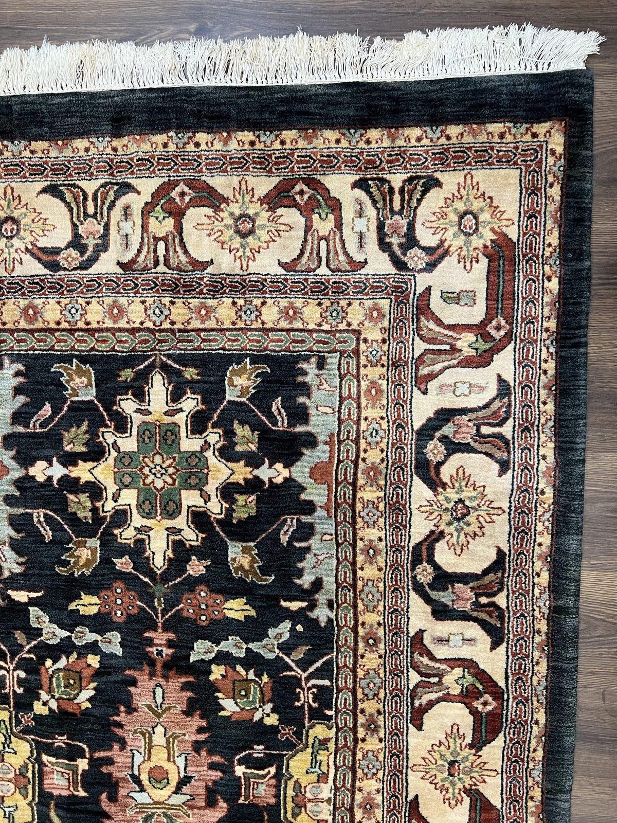 Hand Knotted Wool Rug Floral Design Vintage