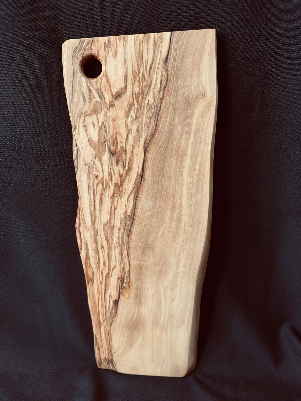 Olive Wood Serving Board — No. 01
