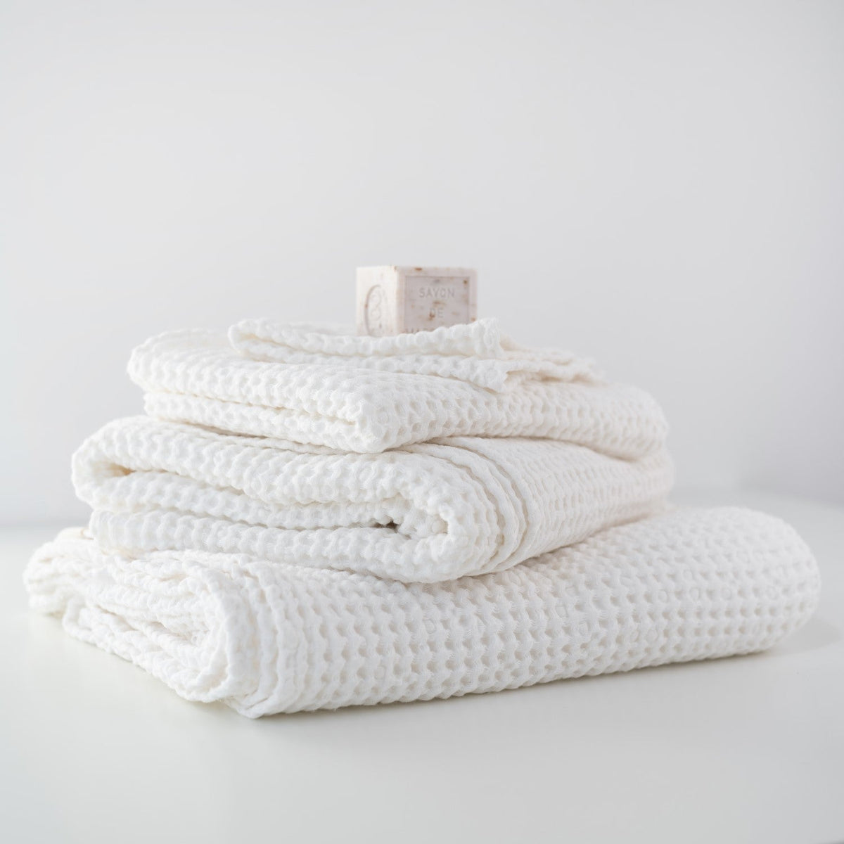 White Linen & Cotton Honeycomb Waffle Towel